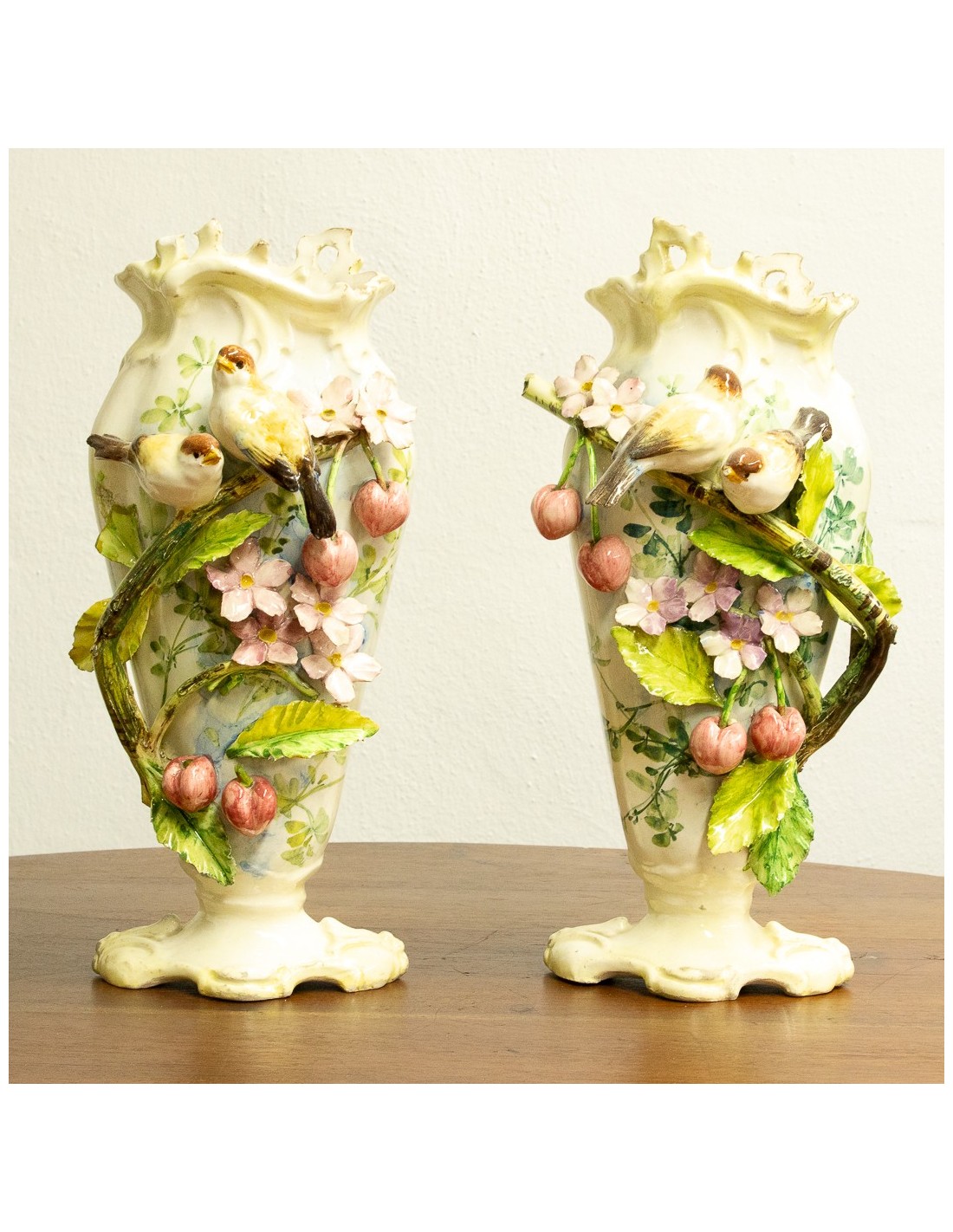 Pareja Jarrones Porcelana s.XIX (uno roto) | Antigüedades Mu…